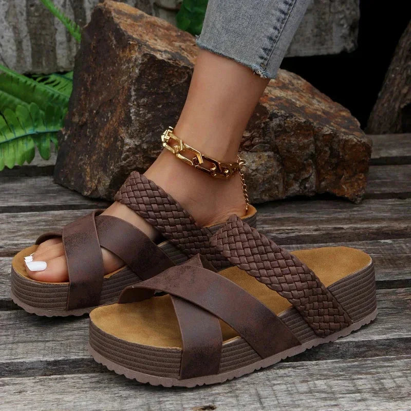 Lore | Orthopedic Sandals